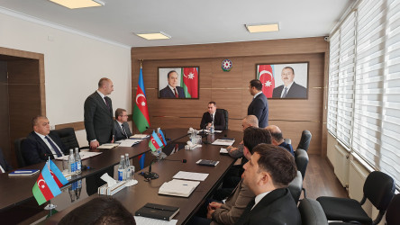 Nizami Rayon İcra Hakimiyyətində abadlıq, quruculuq və kommunal xidmətlərin vəziyyətinə dair müşavirə keçirilmişdir