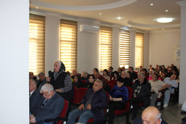Nizami Rayon İcra Hakimiyyətinin başçısı növbəti səyyar qəbul keçirib