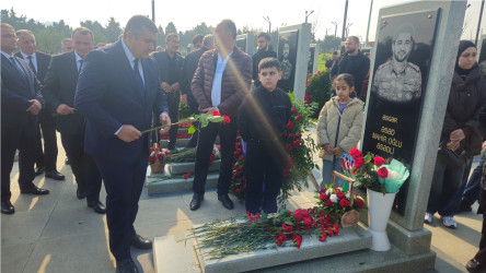 Vətən müharibəsi şəhidləri leytenant Kənan Süleymanlı, leytenant Teymur Məcidzadə və Əsəd Əsədlinin məzarları ziyarət edilib