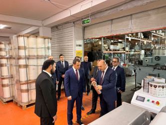 Nizami Rayon İcra Hakimiyyətinin başçısı TUNA QSC-də yeni avadanlıqların təqdimat mərasimində iştirak edib