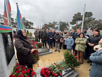 Vətən müharibəsi şəhidi mayor İlkin Rzayevin ildönümündə məzarı ziyarət edilib