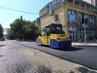 Nizami rayonunda yol infrastrukturunun yenilənməsi işləri davam etdirilir
