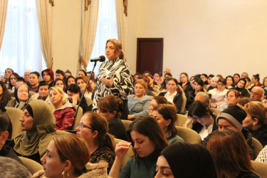 Nizami Rayon İcra Hakimiyyətinin başçısı Keşlə qəsəbə sakinləri ilə növbəti səyyar qəbul keçirib