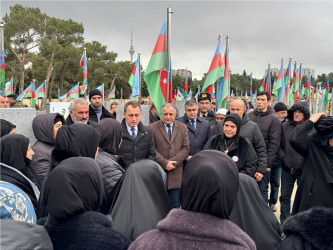 Vətən müharibəsi şəhidi mayor İlkin Rzayevin ildönümündə məzarı ziyarət edilib