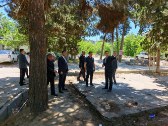 Rayon İcra Hakimiyyətinin başçısı Coşqun Cəbrayılov E.Süleymanov küçəsi 137 və Babək prospekti 75 ünvanlarına baxış keçirib