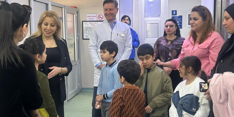 Modern Hospitalda Zərifə xanım Əliyevanın doğum günü ərəfəsində məktəblilər üçün pulsuz göz müayinəsi təşkil olunub