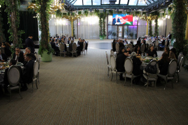 Nizami rayonunda Ulu Öndər Heydər Əliyevin ildönümü ilə əlaqədar ehsan süfrəsi açılıb