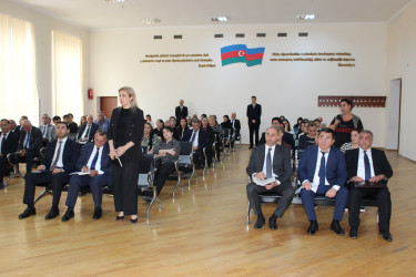 Rayon İcra Hakimiyyətinin başçısı Coşqun Cəbrayılov rayon sakinləri ilə növbəti səyyar qəbul keçirib