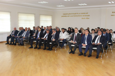 Nizami Rayon İcra Hakimiyyətinin başçısı rayon sakinləri ilə növbəti səyyar qəbul keçirib