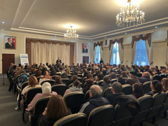 Nizami Rayon İcra Hakimiyyətinin başçısı Keşlə qəsəbə sakinləri ilə növbəti səyyar qəbul keçirib