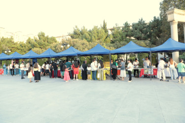 IV Bilik Kitab Sərgisi sakinlərin marağına səbəb olub