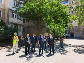 Rayon İcra Hakimiyyətinin başçısı Coşqun Cəbrayılov E.Süleymanov küçəsi 137 və Babək prospekti 75 ünvanlarına baxış keçirib