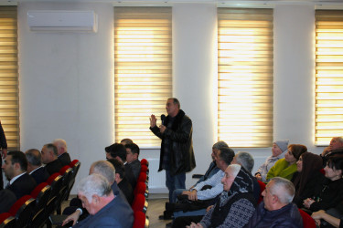 Nizami Rayon İcra Hakimiyyətinin başçısı növbəti səyyar qəbul keçirib
