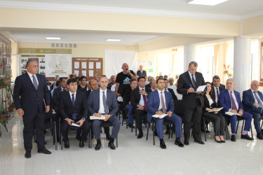 Nizami Rayon İcra Hakimiyyətinin başçısı sakinlərlə növbəti səyyar qəbul keçirib