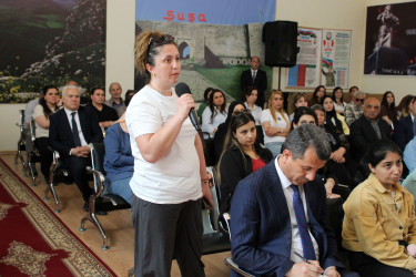 Nizami Rayon İcra Hakimiyyətinin başçısı Coşqun Cəbrayılov rayon sakinləri ilə növbəti səyyar qəbul keçirib