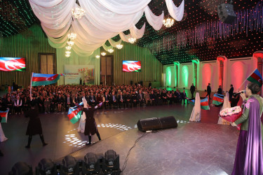 Nizami rayonunda Zəfər Gününün 5-ci ildönümü münasibətilə möhtəşəm tədbir keçirilib