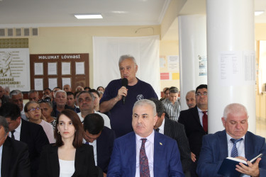 Nizami Rayon İcra Hakimiyyətinin başçısı sakinlərlə növbəti səyyar qəbul keçirib