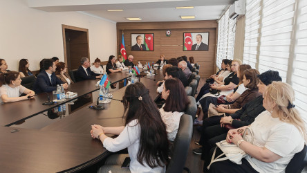 Nizami rayonunda 26 İyun – Narkotik vasitələrin sui-istifadəsi və qanunsuz dövriyyəsi ilə Beynəlxalq Mübarizə Günü münasibətilə tədbir keçirilib