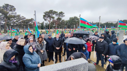 Vətən müharibəsi şəhidi mayor İlkin Rzayevin məzarı ziyarət edilib