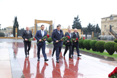 Nizami rayonunda Ulu Öndər Heydər Əliyevin Anım gününə həsr olunmuş tədbir keçirilib