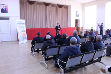 Nizami Rayon İcra Hakimiyyətinin başçısı Coşqun Cəbrayılov rayon sakinləri ilə növbəti səyyar qəbul keçirib