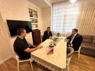 Antiterror əməliyyatları zamanı yaralanan polis serjantı Cavid Talıbov evində ziyarət edilib