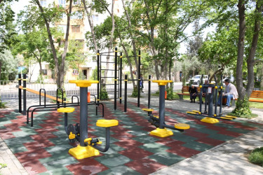 Nizami rayonunda "Bizim həyət" layihəsi çərçivəsində  yeni həyət istifadəyə verilib