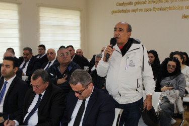 Nizami Rayon İcra Hakimiyyətinin başçısı rayon sakinləri ilə növbəti səyyar qəbul keçirib