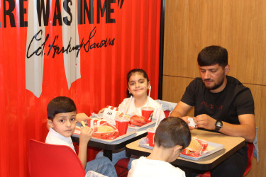 Nizami rayonunda şəhid və qazi övladları üçün Bilik Günü münasibətilə tədbir keçirilib - 13.09.2025