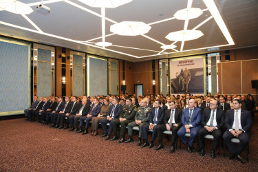 “Fenomenal liderlik və strateji qərarvermə nümunəsi: Azərbaycanın uğur formulunun mərkəzində Prezident İlham Əliyev faktoru” mövsusunda tədbir  - 22.12.2025