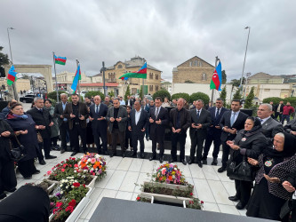 Vətən müharibəsi şəhidləri Alı Nofəl oğlu Həsənli və Rəfael Emin oğlu İbrahimovun məzarları ziyarət edilib - 21.10.2025