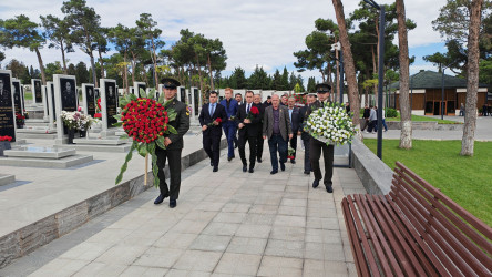 Vətən müharibəsi şəhidi Vüqar İnşallah oğlu Cəfərovun məzarı ziyarət edilib - 05.10.2026