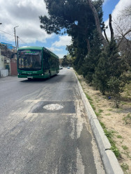 Nizami rayonunda intensiv yağıntıların yollarda yaratdığı fəsadlar aradan qaldırılır - 17.04.2026