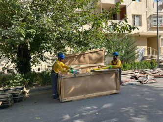 Nizami rayonunda çoxmənzilli yaşayış binalarına yeni liftlər quraşdırılır - 03.11.2025