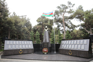 27 Sentyabr - Anım Günü ilə əlaqədar “Nizami rayonu Vətən Müharibəsi Şəhidləri" memorial kompleksi önündə tədbir keçirilib - 27.09.2025