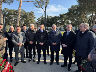 Vətən Müharibəsi Qəhrəmanı, baş leytenant Azad Arif oğlu Hümbətovun doğum günündə məzarı ziyarət edilib - 24.01.2026