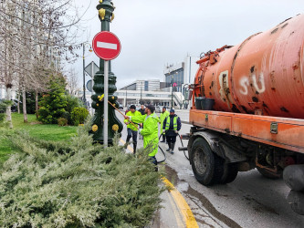 Nizami rayonunda güclü yağan yağışın fəsadlarının aradan qaldırılması ilə əlaqədar ümumrayon iməciliyi keçirilib - 30.03.2026