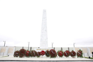 27 Sentyabr – Anım Günü ilə əlaqədar II Fəxri Xiyabanda şəhidlərin məzarları ziyarət edilib - 27.09.2025