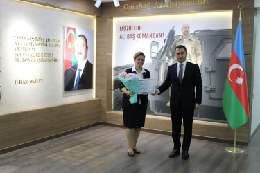 Rayon İcra Hakimiyyətində Beynəlxalq Müəllimlər Günü münasibətilə tədbir keçirilib - 03.10.2025