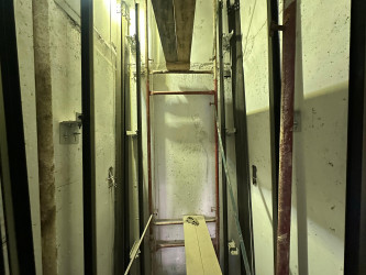 Nizami rayonunda çoxmənzilli yaşayış binalarına yeni liftlər quraşdırılır - 03.11.2025