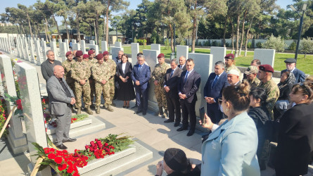 Vətən müharibəsi şəhidi Vüqar İnşallah oğlu Cəfərovun məzarı ziyarət edilib - 05.10.2025