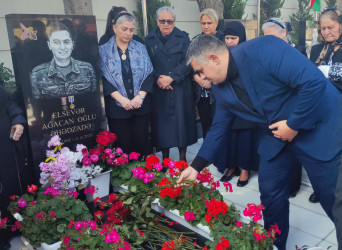 Vətən müharibəsi şəhidi Elsevər Ağacan oğlu Əhədzadənin ildönümündə məzarı ziyarət edilib - 25.10.2025