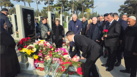 Vətən müharibəsi şəhidləri leytenant Kənan Süleymanlı, leytenant Teymur Məcidzadə və Əsəd Əsədlinin məzarları ziyarət edilib - 09.11.2025