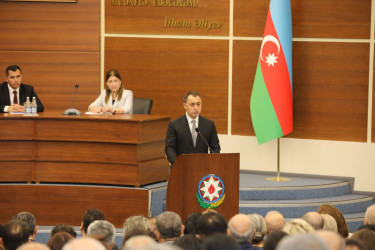 Nizami rayonunda cənab Prezident İlham Əliyevin YAP-ın VIII Qurultayındakı nitqindən irəli gələn vəzifələrin icrası ilə bağlı müşavirə keçirilib - 15.10.2026
