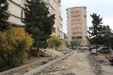 Rayon İcra Hakimiyyətinin başçısı Coşqun Cəbrayılov abadlıq işləri gedən ünvanlara baxış keçirib - 14.11.2025