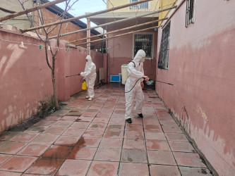 Keşlə qəsəbəsində kollektorun daşması nəticəsində yaranmış fəsadlar aradan qaldırılır - 11.04.2026