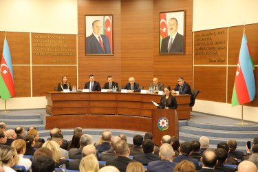 Nizami rayonu üzrə 2025-ci ilin sosial-iqtisadi inkişafının yekunları və qarşıda duran vəzifələrə həsr olunmuş hesabat yığıncağı keçirilib - 22.01.2026