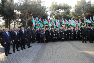 8 Noyabr – Şanlı Zəfər qələbəsinin 5-ci ildönümünü ilə əlaqədar “Nizami Rayon Vətən Müharibəsi Şəhidləri” Memorial Kompleksini ziyarət edilib - 08.11.2025