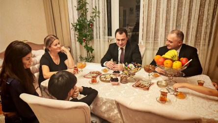 Azərbaycanın Milli Qəhrəmanı baş leytenant Vaqif Qurbanovun ailəsi ziyarət edilib - 17.12.2025