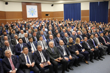 Nizami rayonunda 2025-2026-cı illərin qış mövsümünə hazırlıq və qarşıda duran vəzifələrlə bağlı müşavirə keçirilib - 14.11.2025